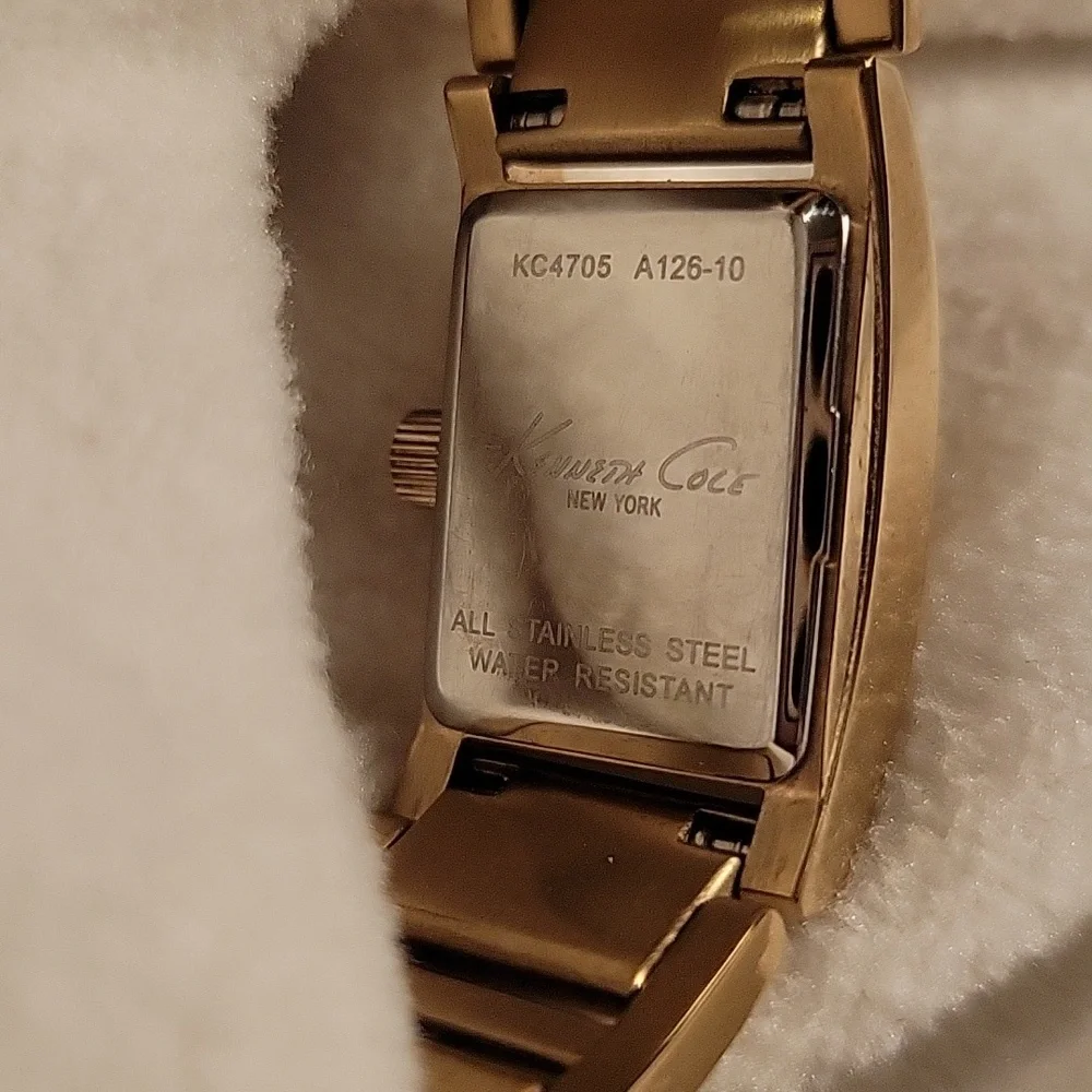 Kenneth Cole N.Y. Gold Watch